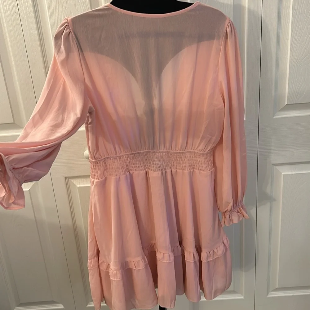 NWOT! Gorgeous‎ double layered flowey dress - Picture 5 of 5